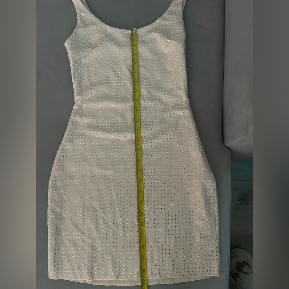 Boohoo Cream Mini Dress - Picture 8 of 8